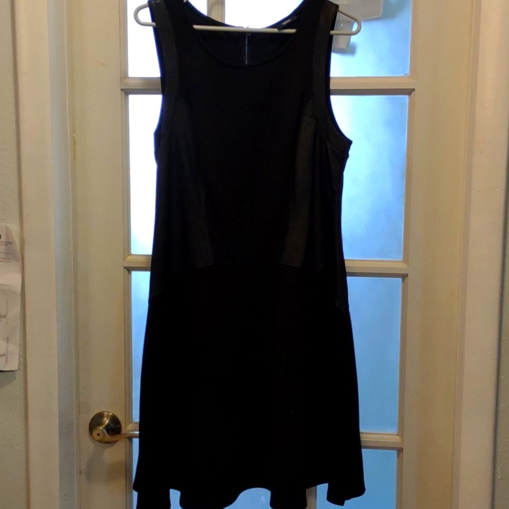 Size large mossimo solid black dress classic flar